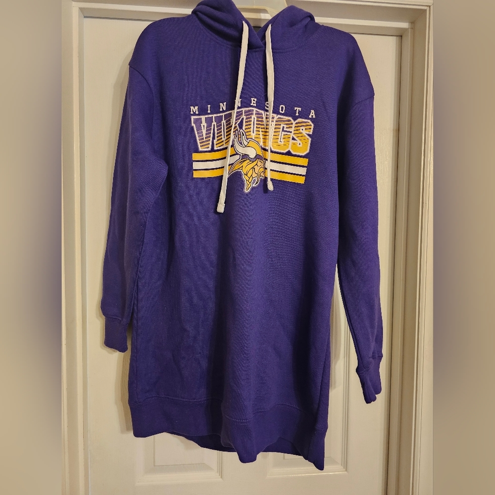NWT Minnesota Vikings Youth Hoodie. Size:L (11/13).